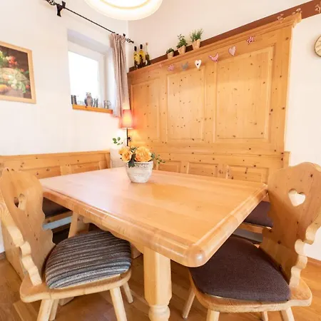 Apartment Alpenkraeuter Grainau